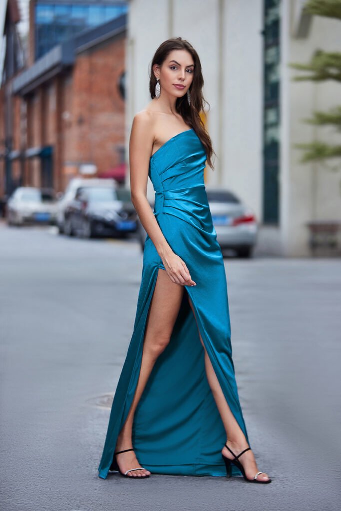 Stylish evening dress from China clothing factory