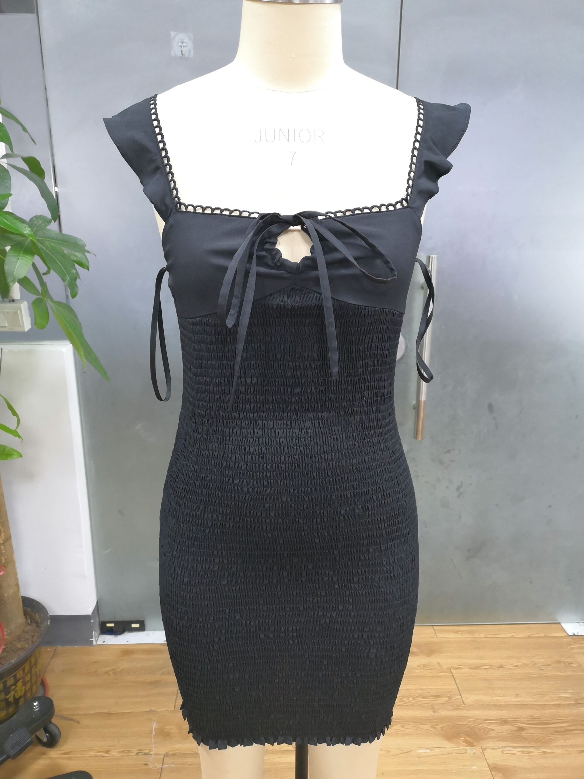Party Dress Manufacturer: Ultimate Guide for Fashion Brands in 2026